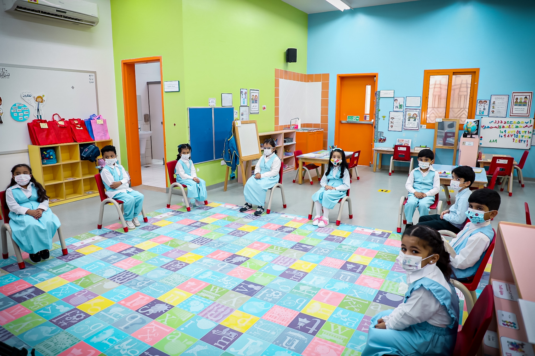 17 نشاطاً في المدارس تعيد الحيوية والتفاعل لطلبة الابتدائي ورياض الأطفال
