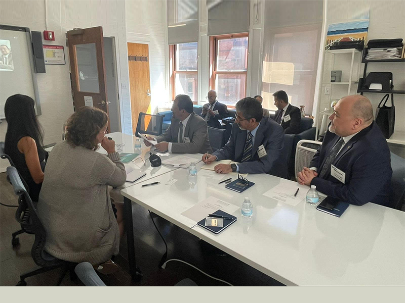 klyh-alm'elmyn-bjam'eh-kwlwmbya