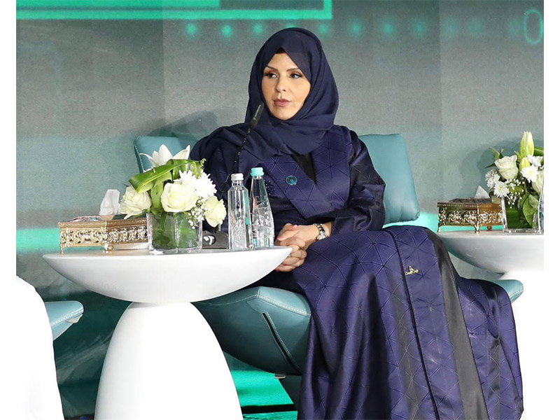 r'eys-jam'eh-alamyrh-nwrh-eynas-al'eysa