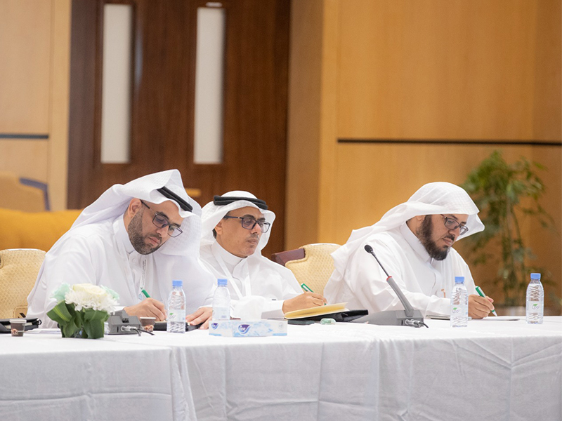 lqa'-alwzyr-mdyry-alt'elym-moe