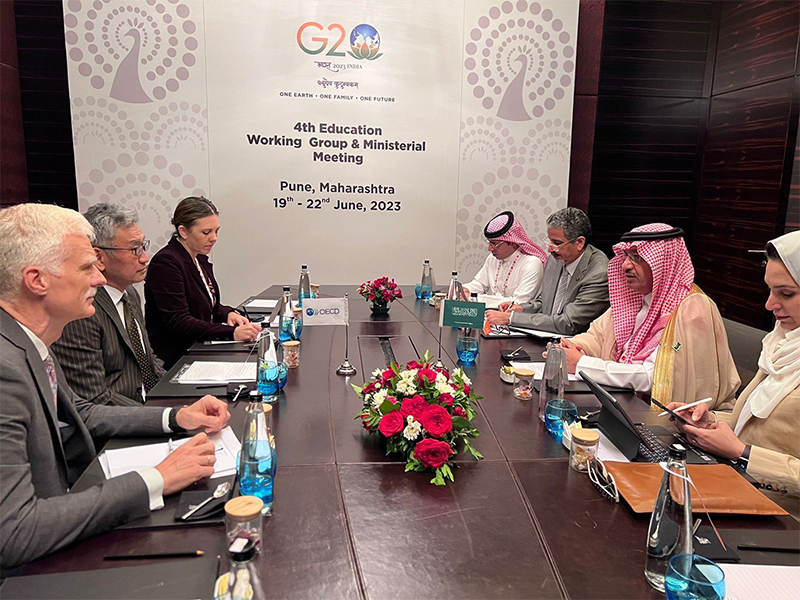 OECD-na'eb-alamyn-al'eam