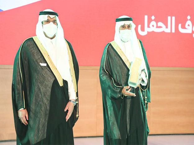 أمير منطقة الرياض بالنيابة يكرّم شركاء وزارة التعليم والرعاة في احتفالية اليوم الوطني- معالي د. فهد بن عبدالله السماري