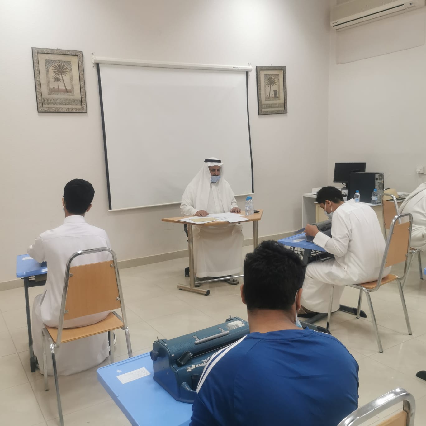 اختبارات نهاية الفصل الدراسي الأول