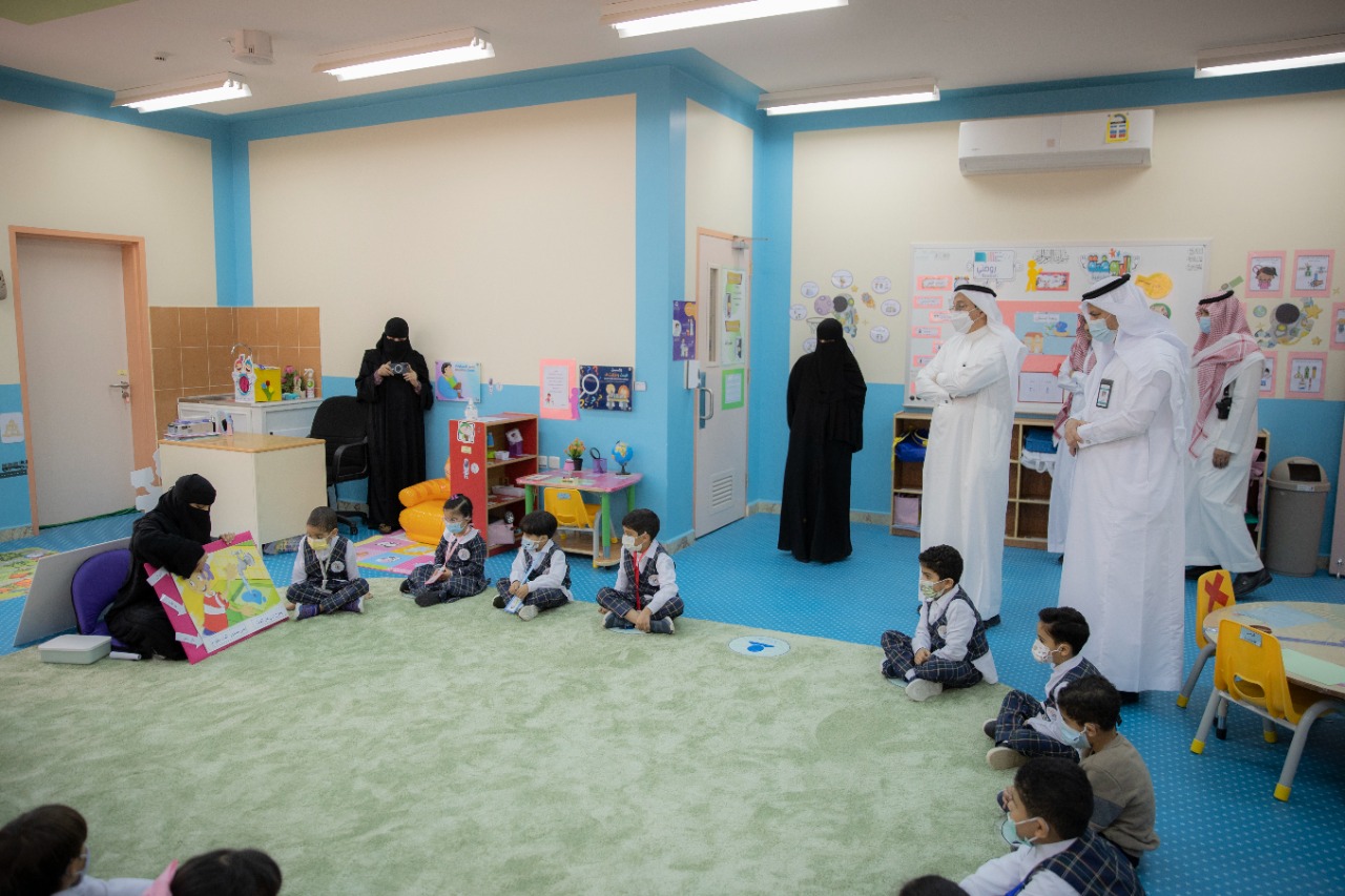 د.حمد بن محمد آل الشيخ صباح اليوم الأحد خلال زيارته لمحافظة الأحساء