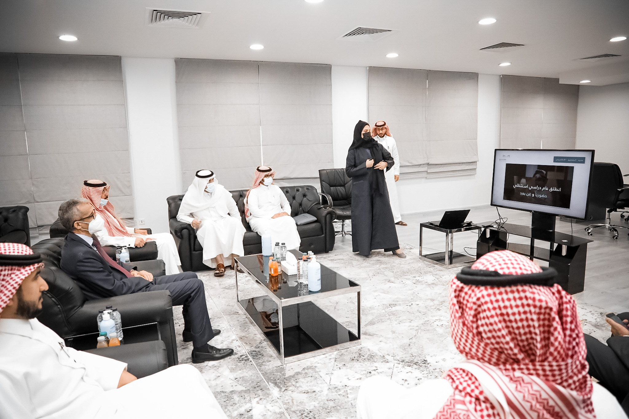 الأستاذ هاني المقبل