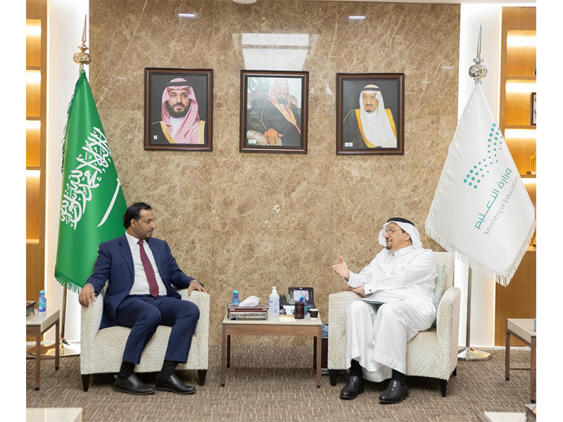 wzyr-altrbyh-w-alt'elym-alymny