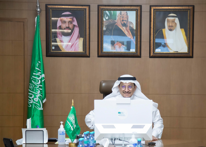 وزير التعليم يبحث مع وزير التربية المصري مجالات التعاون المستقبلية في التعليم عن بُعد وتطوير المناهج