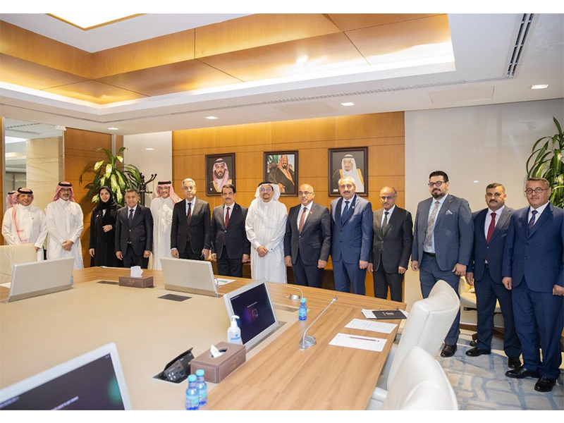 wzyr-alt'elym-al'ealy-w-albhth-al'elmy-al'eraqy