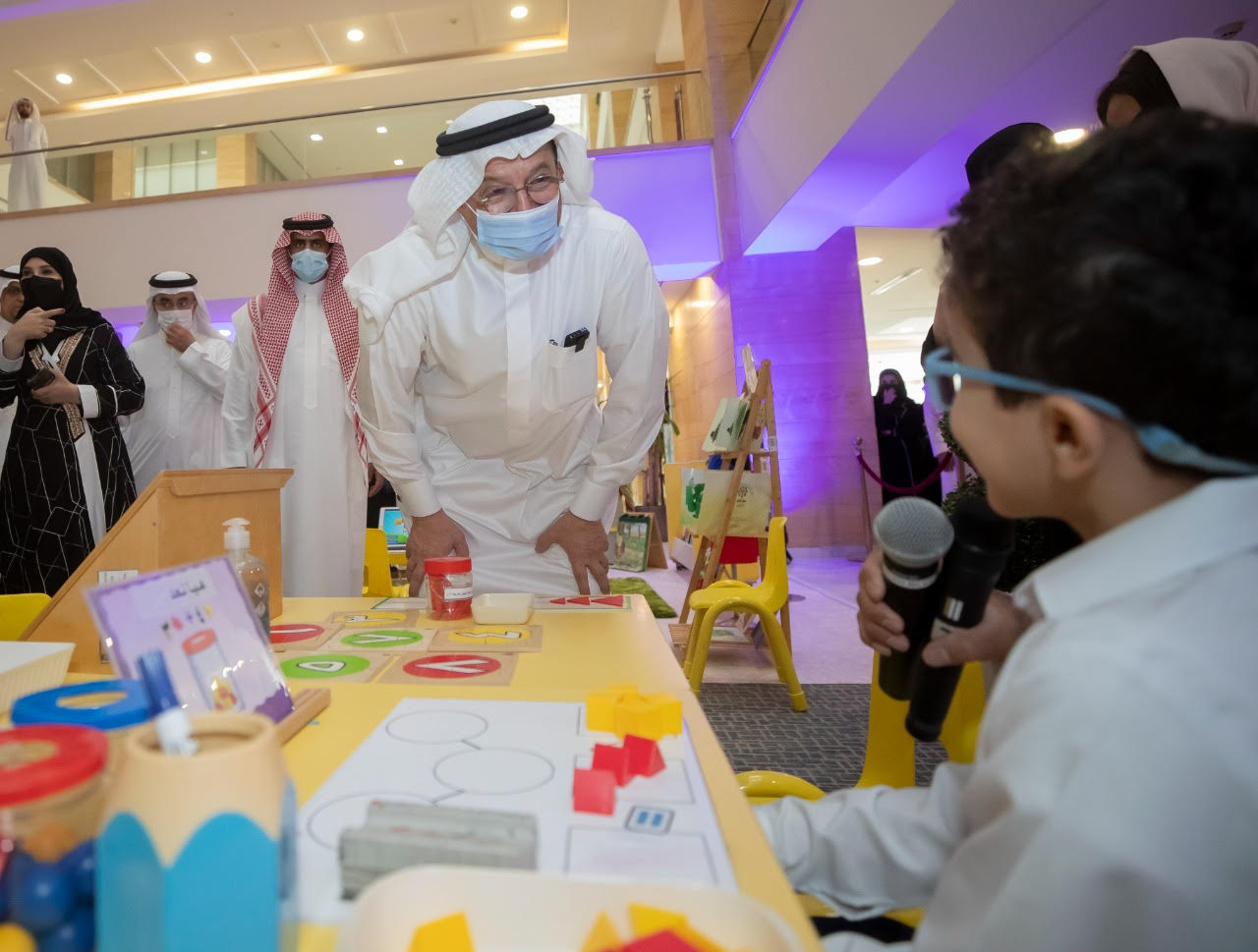 تدشين مشروعات الطفولة المبكرة