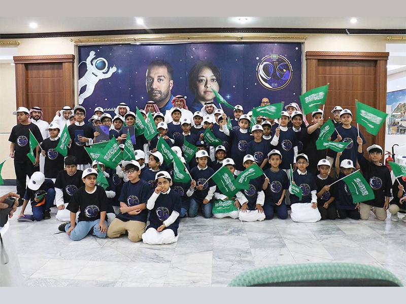 tjrbh-by'eh-aljadbyh-alsghra