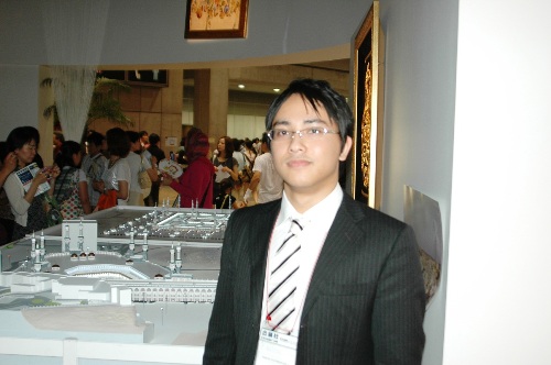 أحد الطلبة المبتعثين 