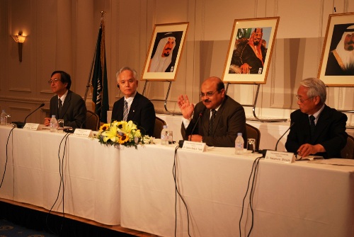 حوار الحضارات والتوجه نحو الجامعات العالمية