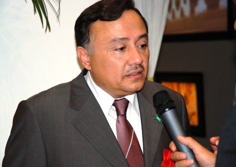 السفير السعودي لدى اليابان الدكتور عبدالعزيز عبدالستار تركستاني 