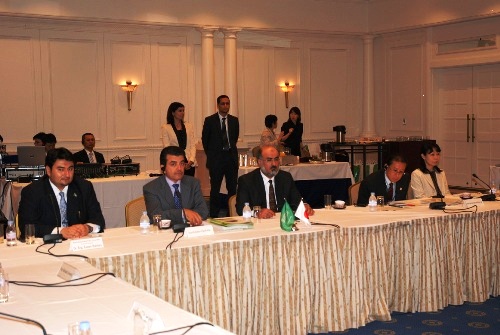 جانب من حضور الحوار